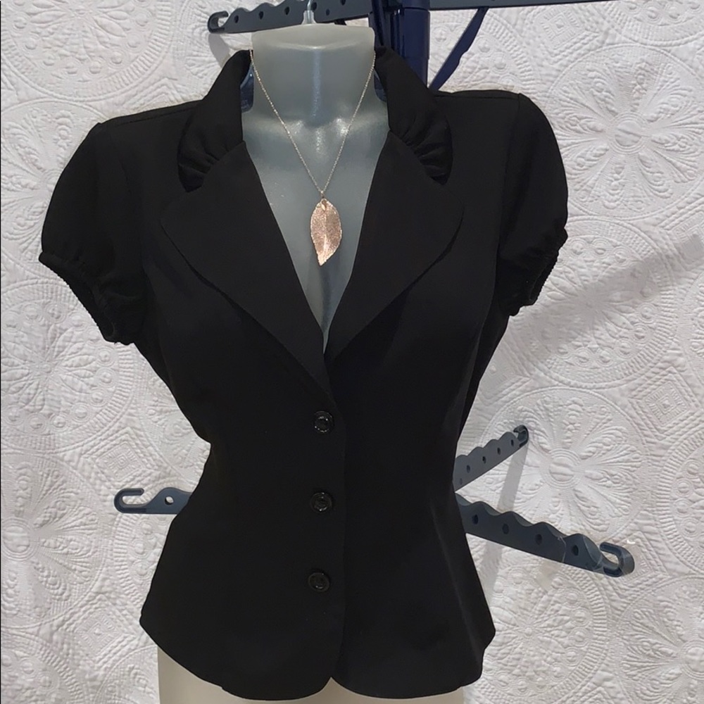 Button down shirt size S